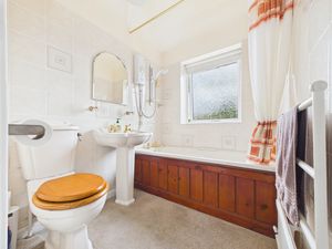 Bathroom- click for photo gallery